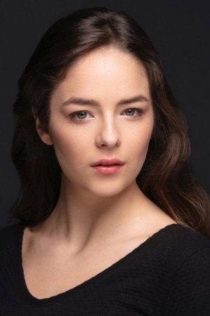 Buse Meral portrait