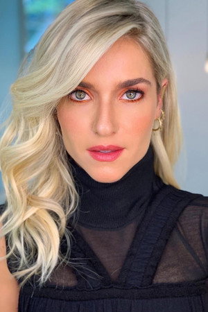 Monique Alfradique portrait