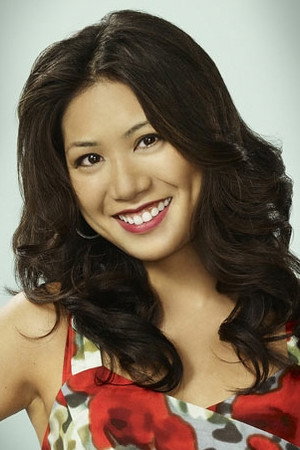 Liza Lapira portrait