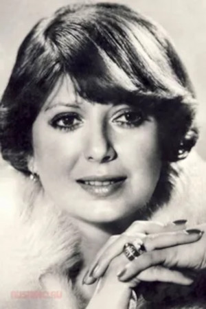 Laura Vartanyan portrait
