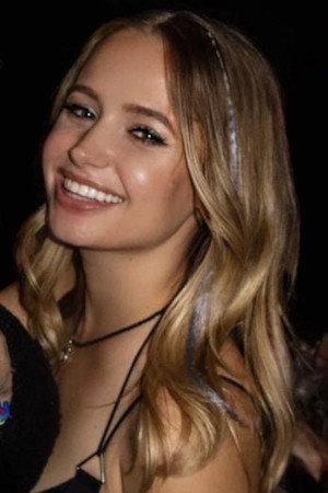 Lacey Cofran portrait