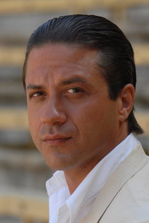 Enrique Arce portrait