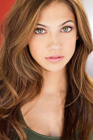 Mia Serafino portrait