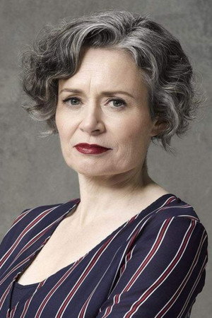 Judith Lucy portrait