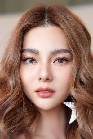 Arisara Thongborisut portrait