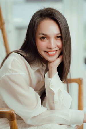Hiền Thục portrait