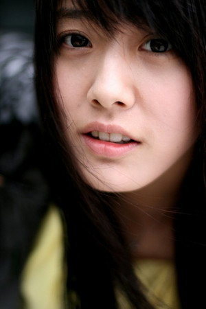 Yun I-na portrait