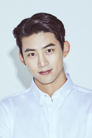 Ok Taec-yeon portrait
