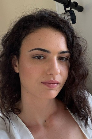 Charlotte Lapiedra portrait