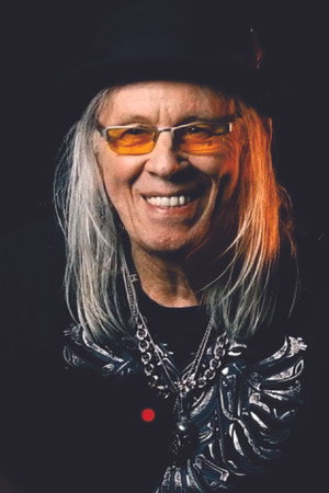 Luis Sérgio Carlini portrait