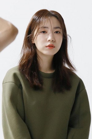 Ryu Hwa-young portrait