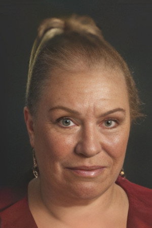 Gülümser Gülhan portrait