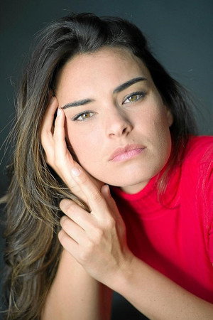 Alba Brunet portrait