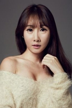 Kim Si-eon portrait
