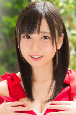 Mia Nanasawa portrait