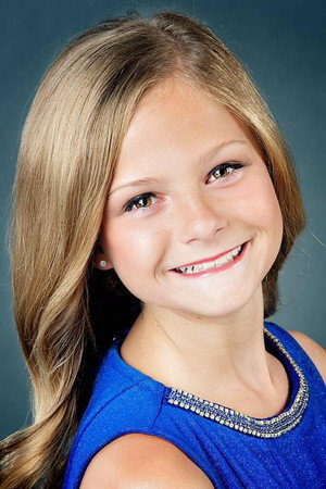 Darci Lynne Farmer portrait