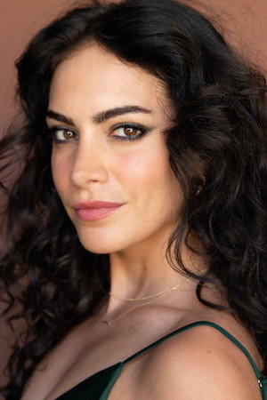 Hollie Bahar portrait