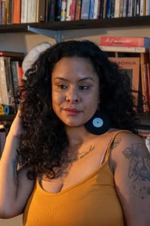 Lívia Lopes portrait