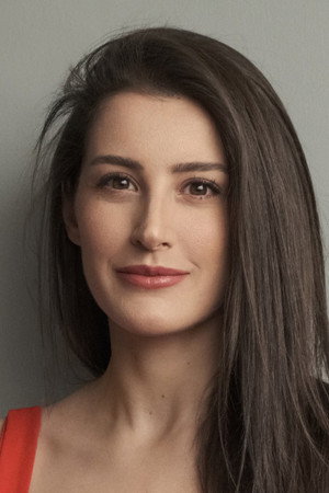 Dilan Düzgüner portrait
