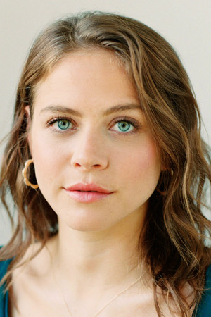 Olivia Luccardi portrait