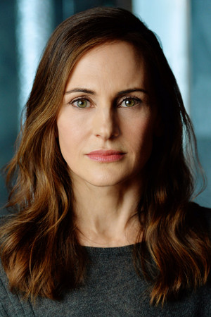Deborah Puette portrait