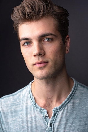 Ty Molbak portrait