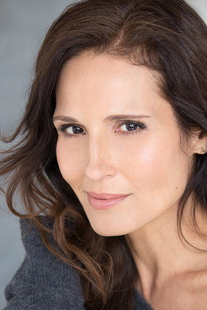 Lisa Roumain portrait