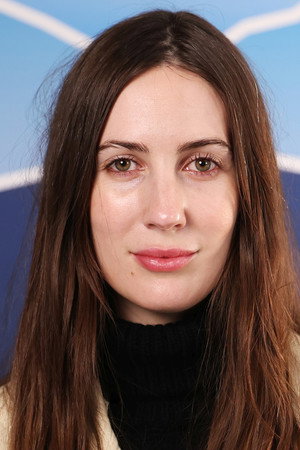 Kate Beecroft portrait
