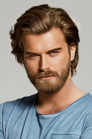 Kıvanç Tatlıtuğ portrait