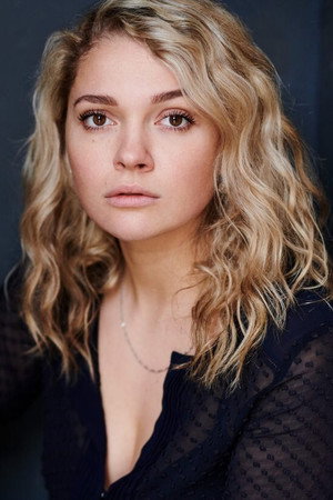 Charleen Deetz portrait