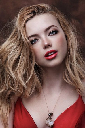 Haylie Hansen portrait