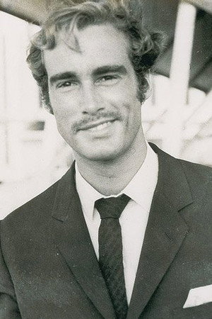 Sean Flynn portrait