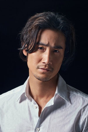 Qi Dao portrait