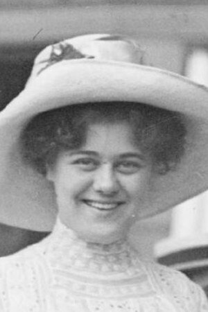 Phyllis Gordon portrait