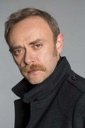 Tansu Biçer portrait
