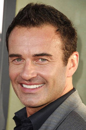 Julian McMahon portrait