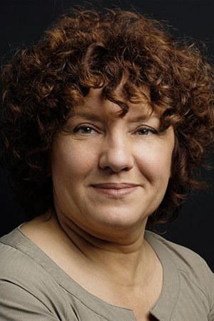 Ayşenil Şamlıoğlu portrait