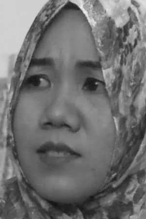 Tri Apriyaningsih portrait