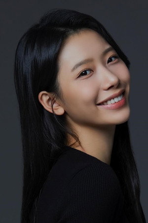 Jung Yeo-jin portrait