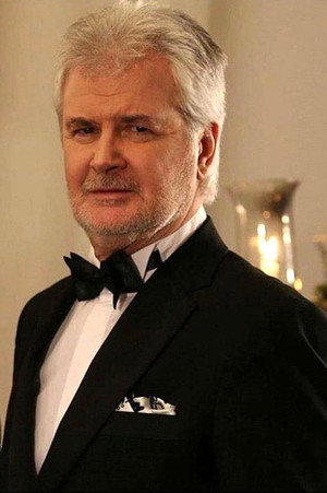 Burçin Oraloğlu portrait