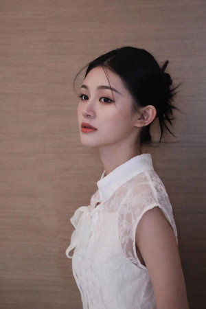 Chen Jieyi portrait
