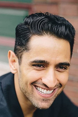 Ali Momen portrait
