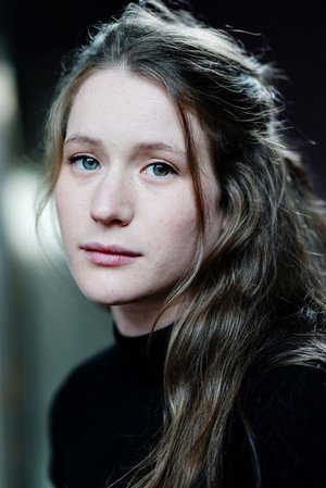 Claire Duburcq portrait