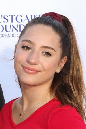 Mackenzie Ziegler portrait