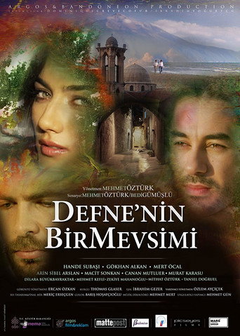 Defne'nin Bir Mevsimi movie poster