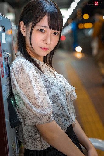 元アイドル在籍デートCLUB『Low-Teens』制服美少女に門限までナメられて甘やかされて犯●れまくる痴女デートプラン 円井萌華 movie poster
