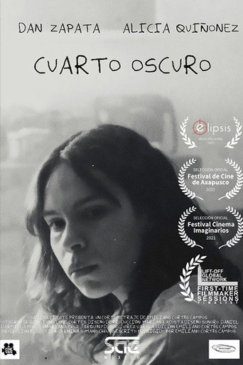 Cuarto oscuro movie poster