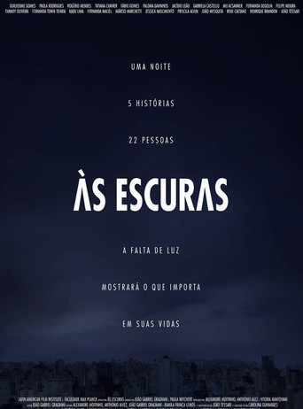 Às Escuras movie poster