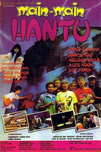 Main-main Hantu movie poster