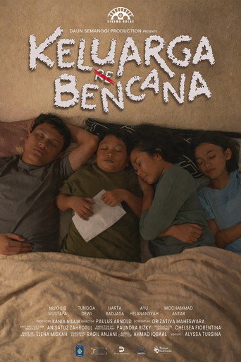 Keluarga Bencana movie poster